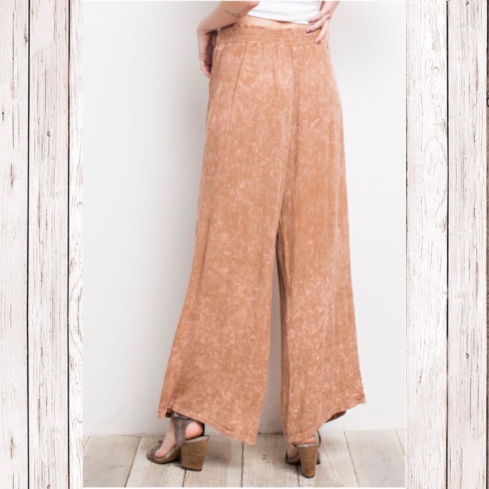 Comfy Elastic Mineral Washed Gauze Wide Leg Pant! - Picture 4 of 4